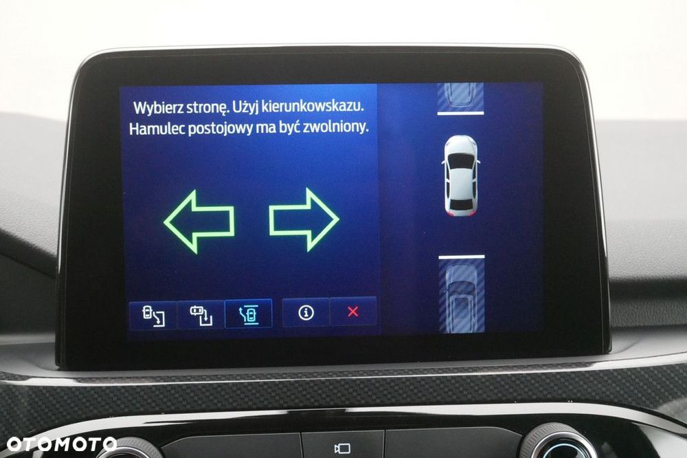 Ford Kuga - 25
