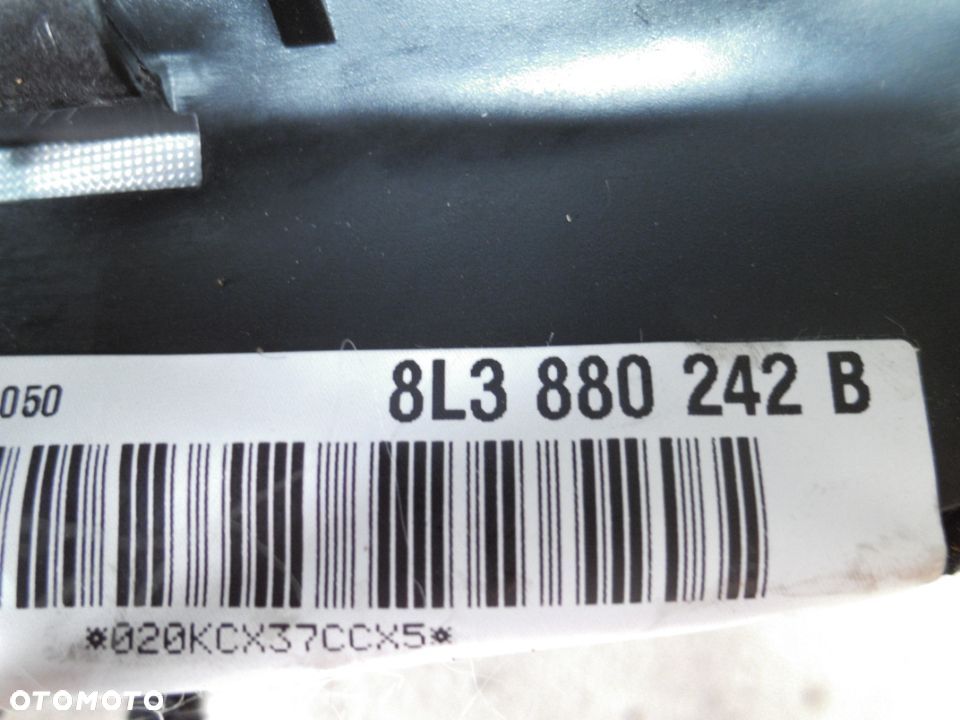 Audi A3 8L FL Poduszka fotela prawa 8L3880242B - 2