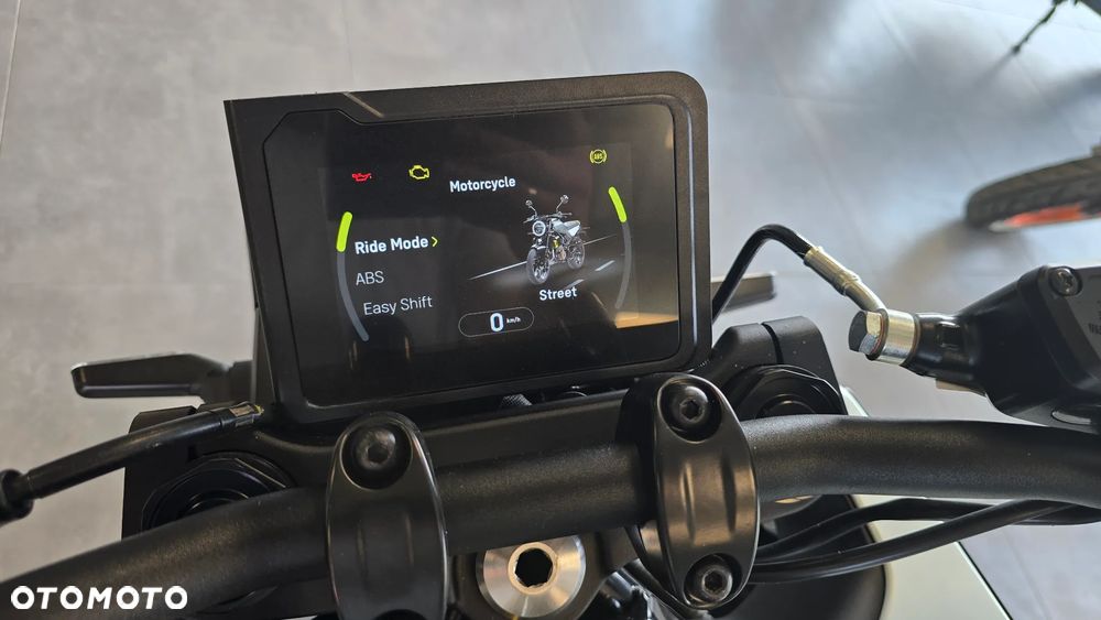 Husqvarna Vitpilen - 20