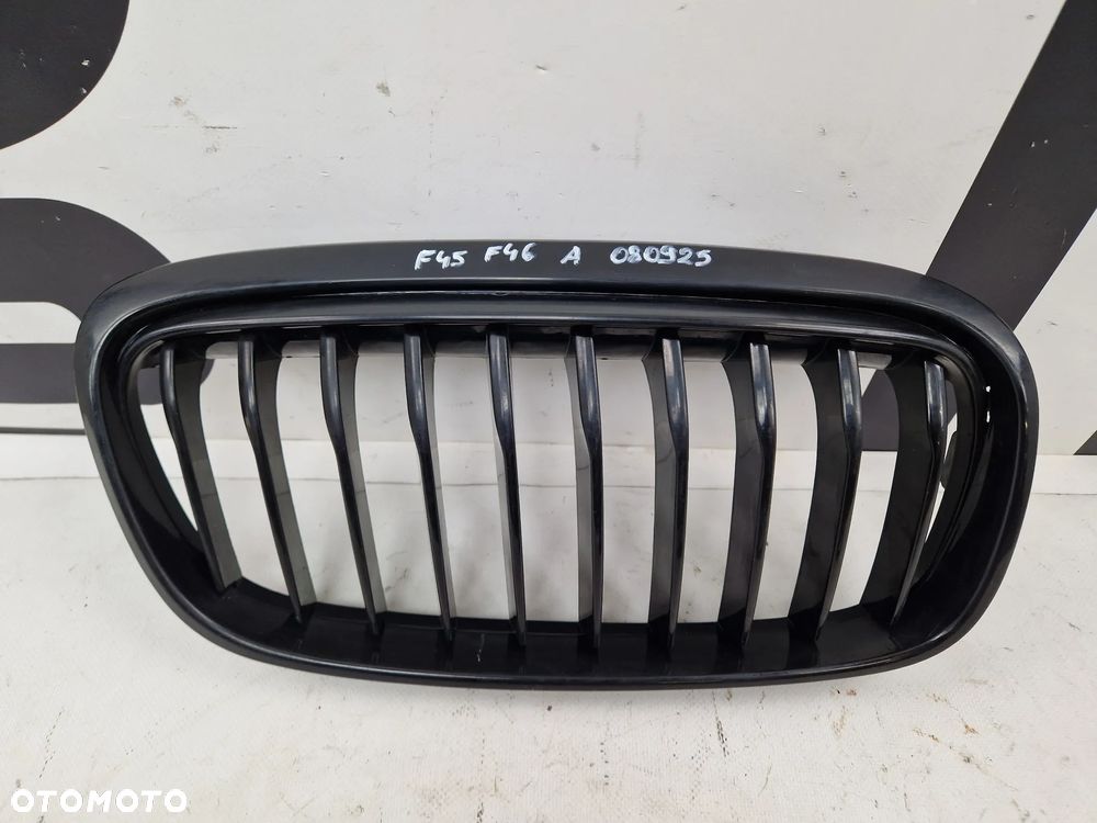 Grill atrapa nerka prawa BMW 2 F45 F46