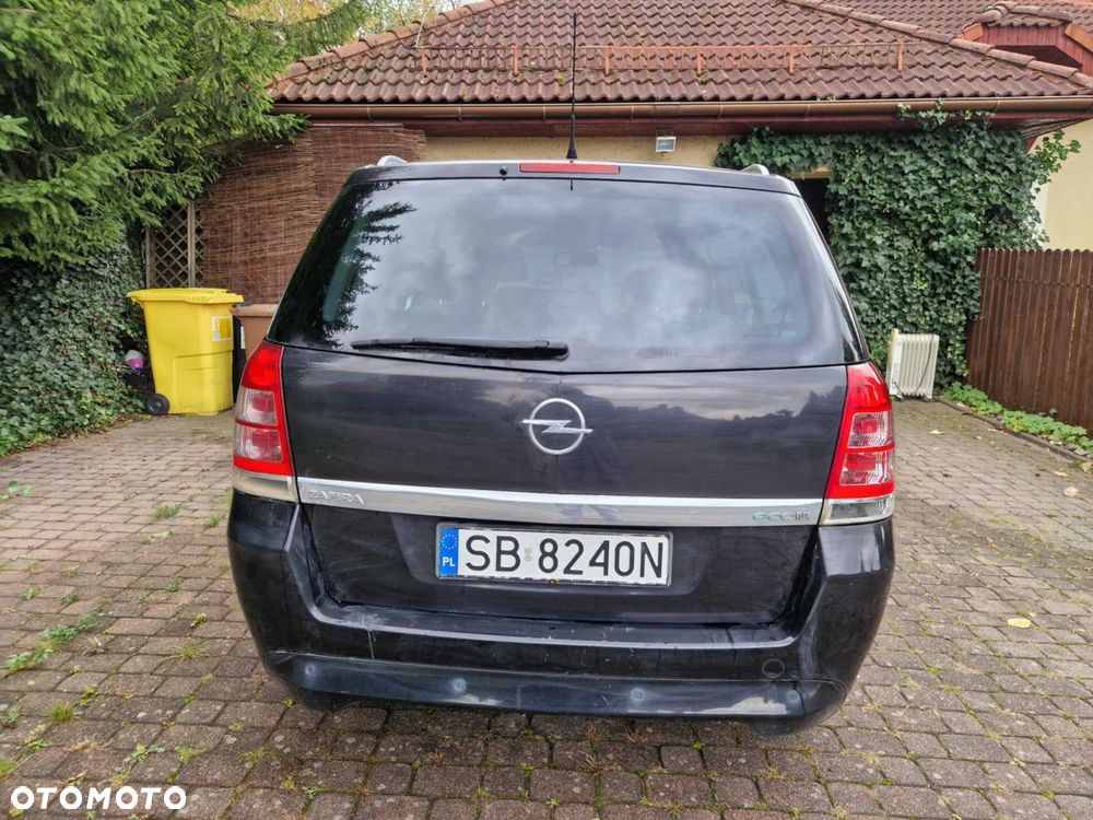 Opel Zafira - 5