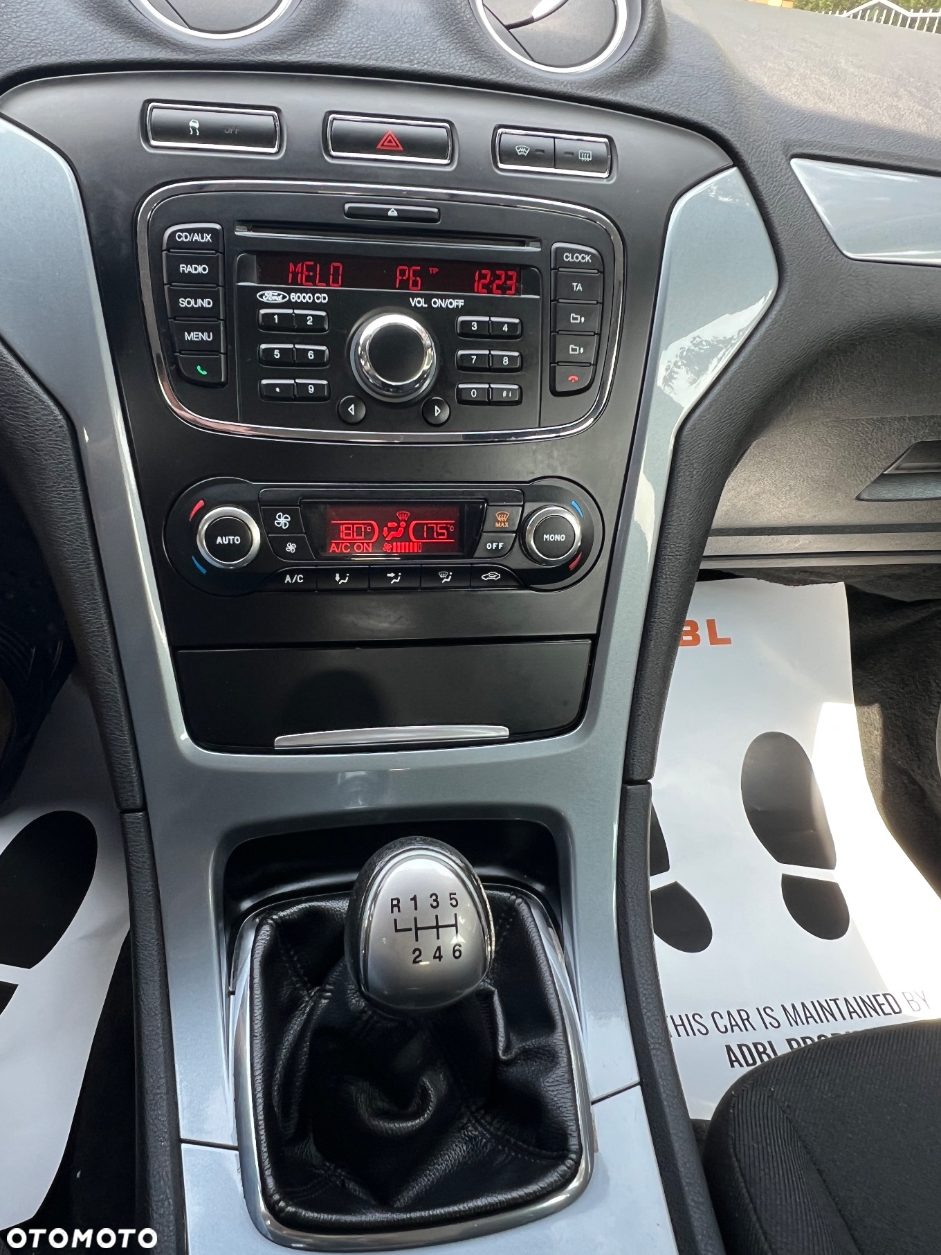 Ford Mondeo 2.0 TDCi Ghia - 16