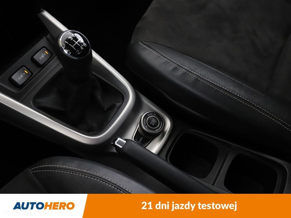 Suzuki Vitara 1.6 XLED 4WD - 26