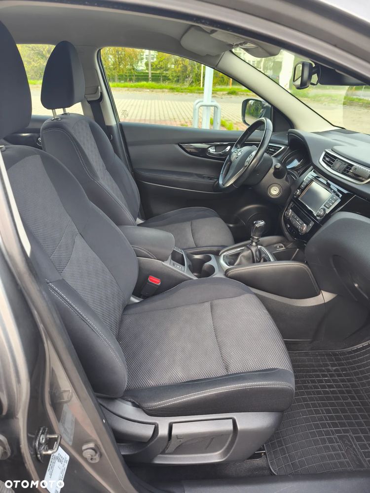Nissan Qashqai 1.2 DIG-T N-Connecta EU6 - 14
