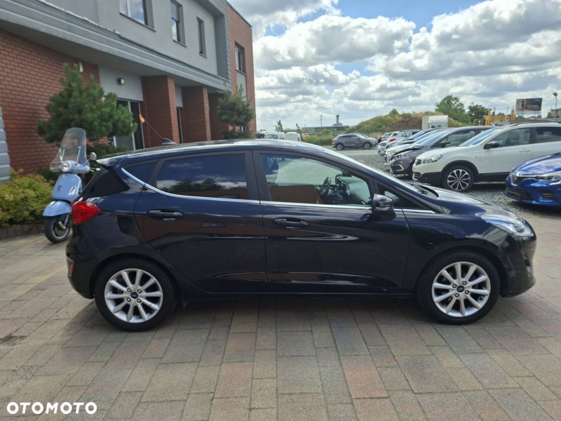 Ford Fiesta 1.0 EcoBoost S&S TITANIUM - 4