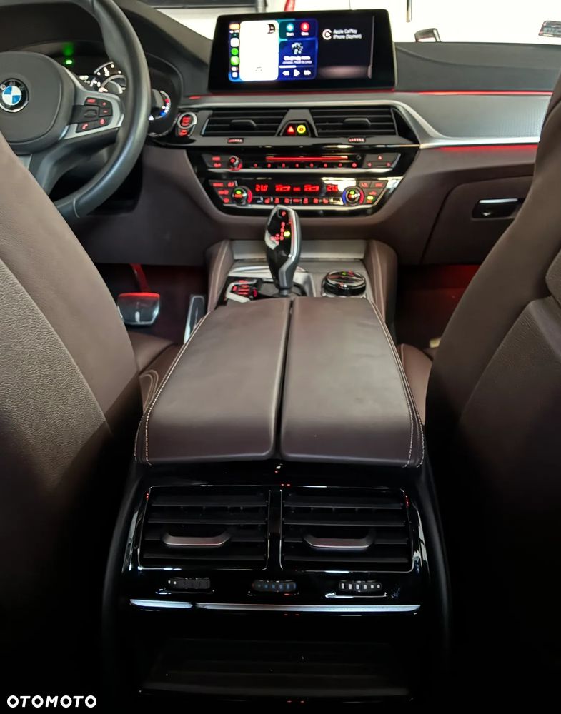 BMW Seria 5 530i xDrive M Sport sport - 10