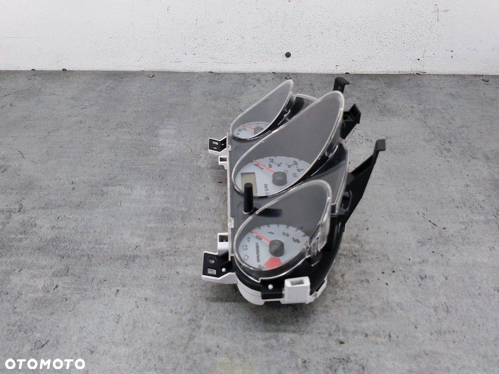 LICZNIK MITSUBISHI COLT VI 1.3 16V 95KM - 4