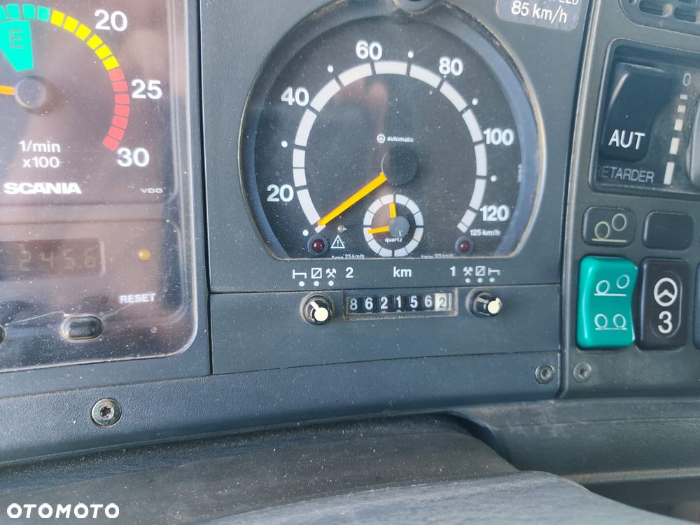 Scania 124 - 9