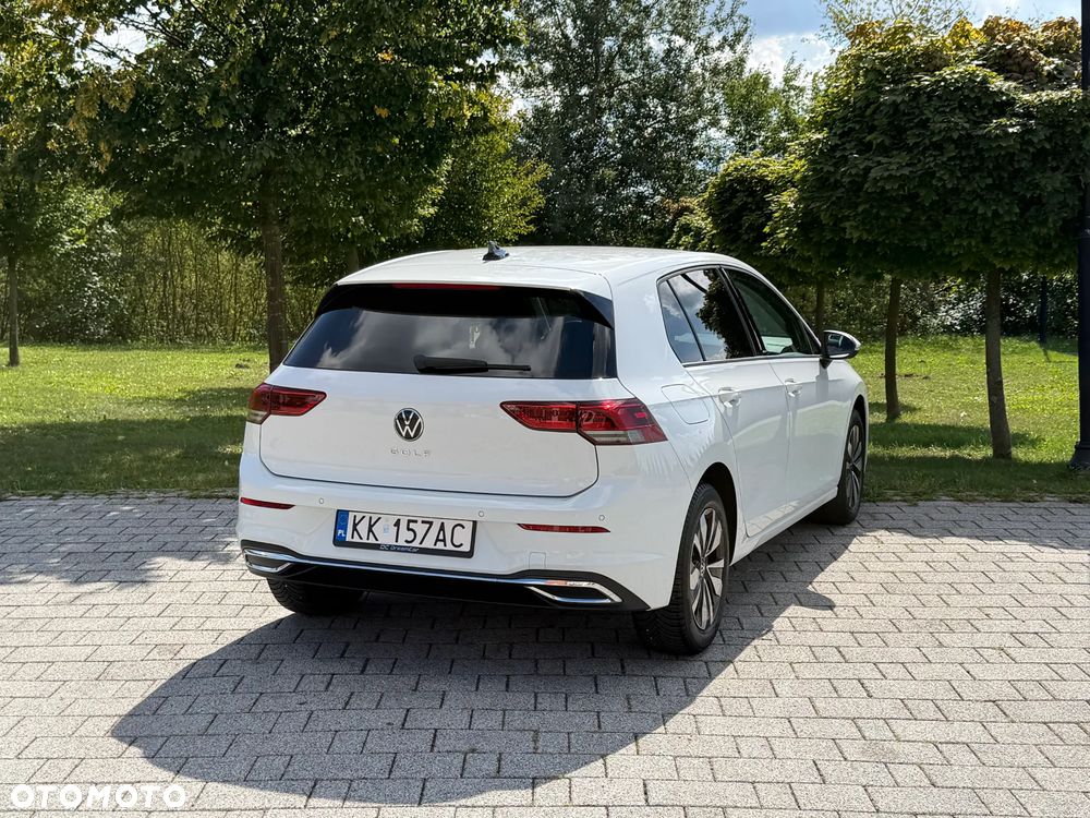 Volkswagen Golf - 13