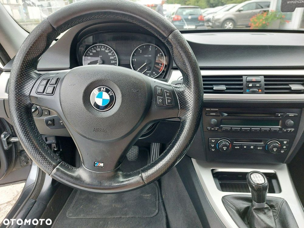 BMW Seria 3 - 23