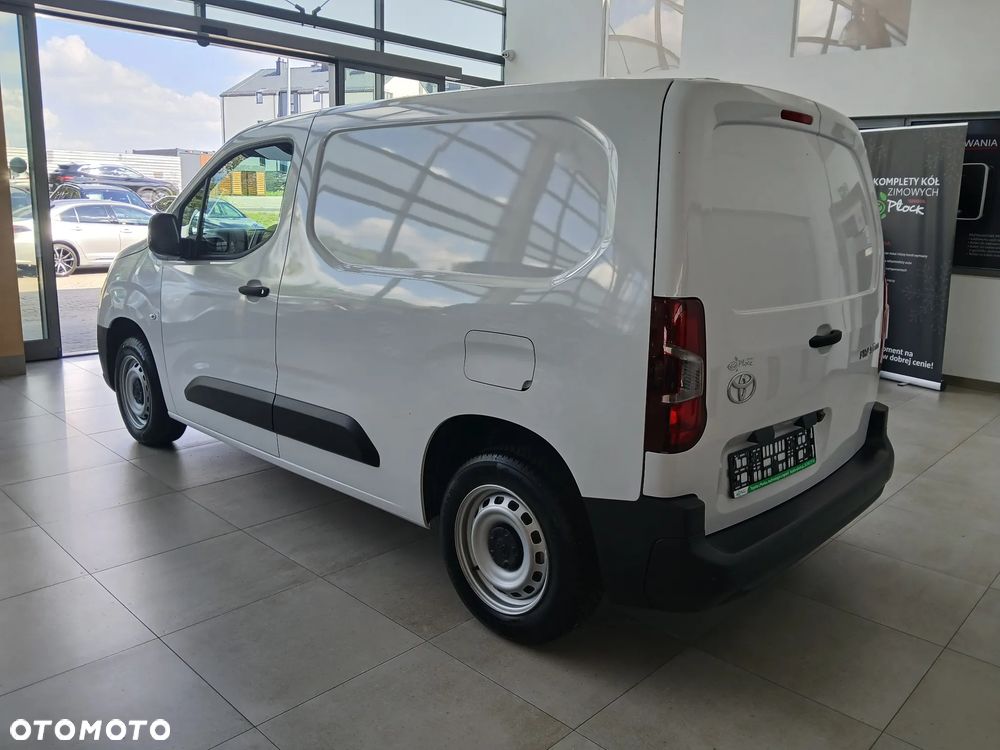 Toyota PROACE CITY LONG VAN z zabudową izotermiczną - 11