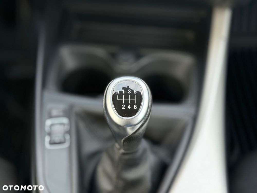 BMW Seria 1 116d - 30