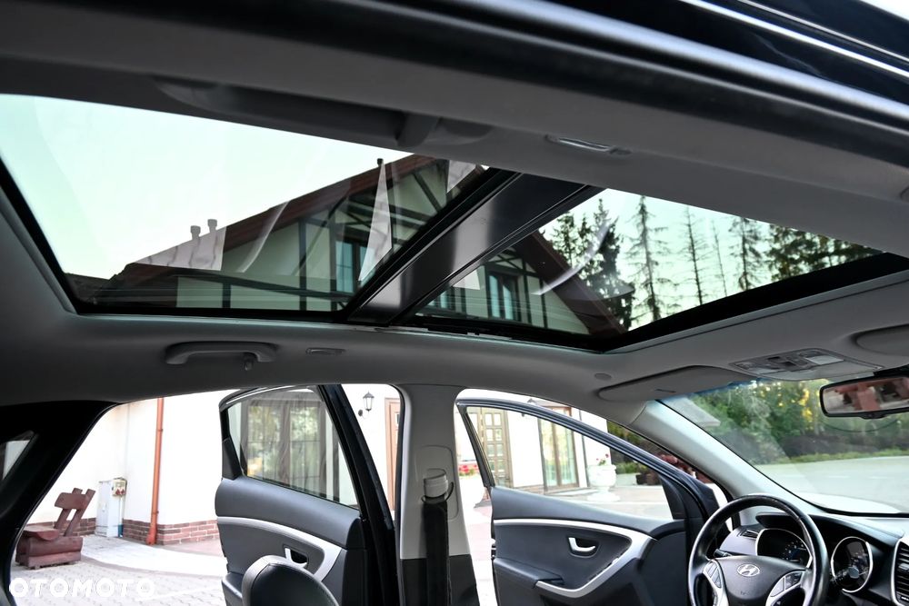 Hyundai i30 1.6 GDI DCT Premium - 27
