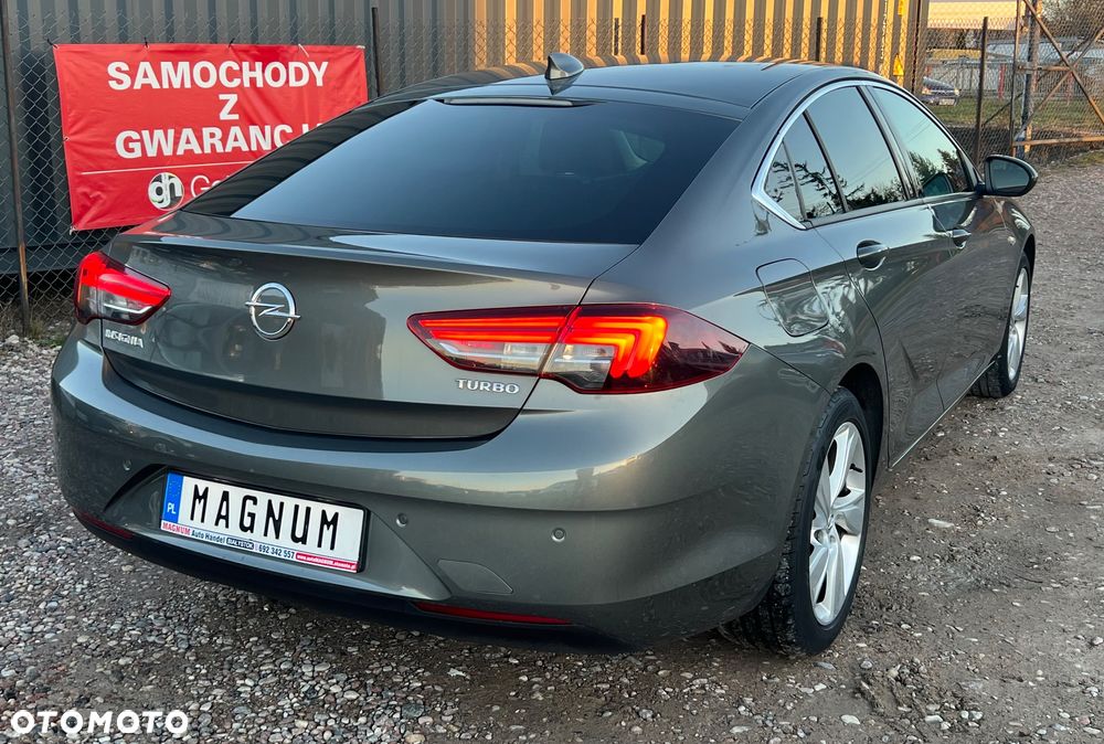 Opel Insignia - 31