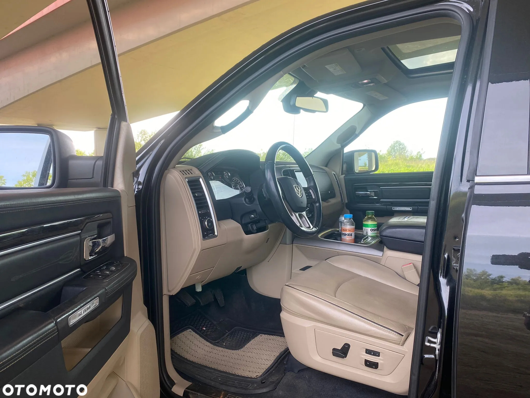 Dodge RAM 1500 5.7 4x4 - 7