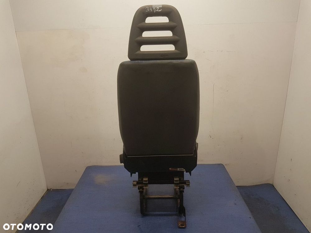 IVECO DAILY III FOTEL KIEROWCY. - 11