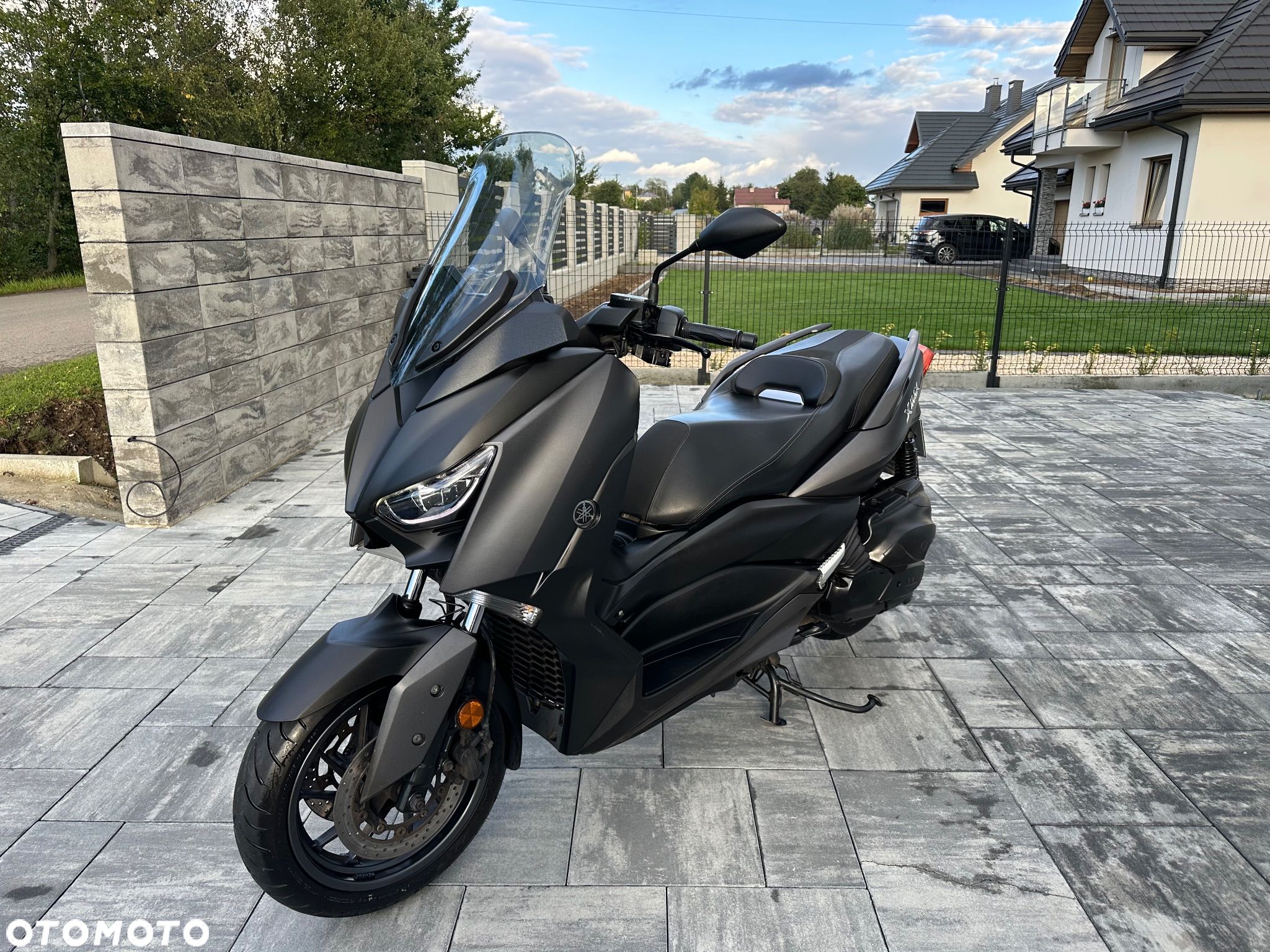 Yamaha X-max - 1