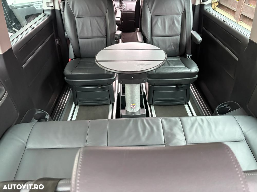 Volkswagen Multivan - 10