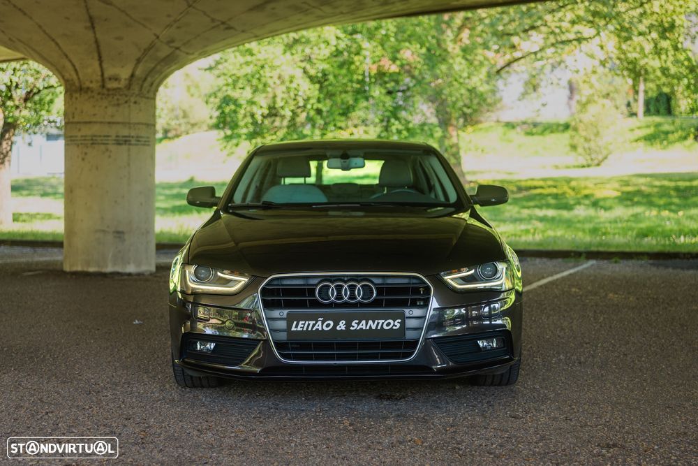 Audi A4 2.0 TDI multitronic Business Line Sport - 11
