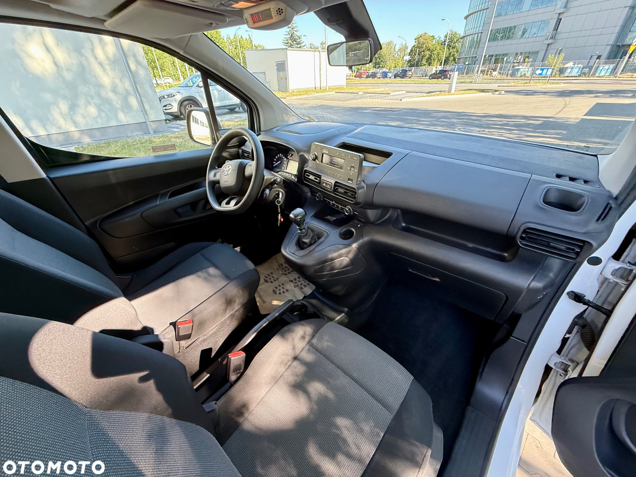Toyota Proace City Verso 1.5 D-4D Business - 25