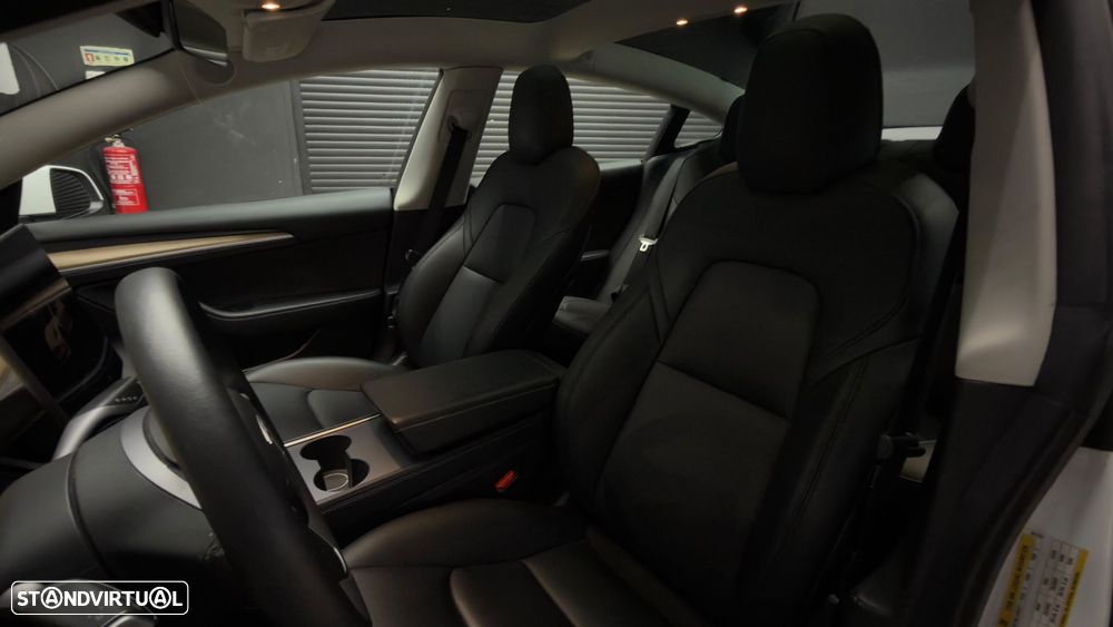 Tesla Model 3 Performance Dual Motor AWD - 30