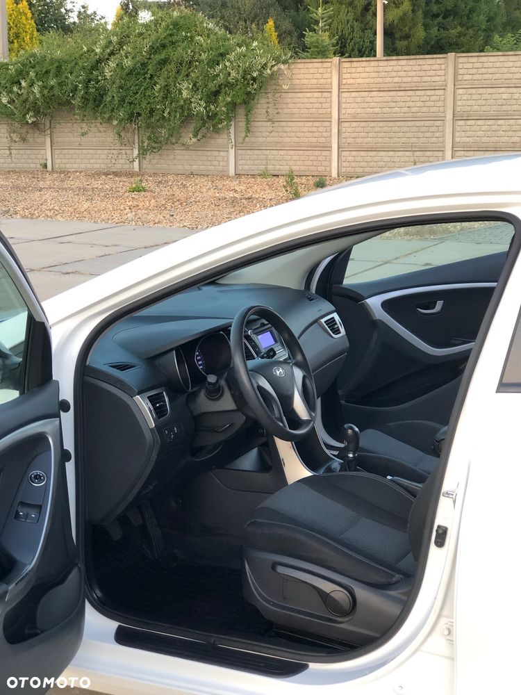 Hyundai i30 1.4 Passion - 21