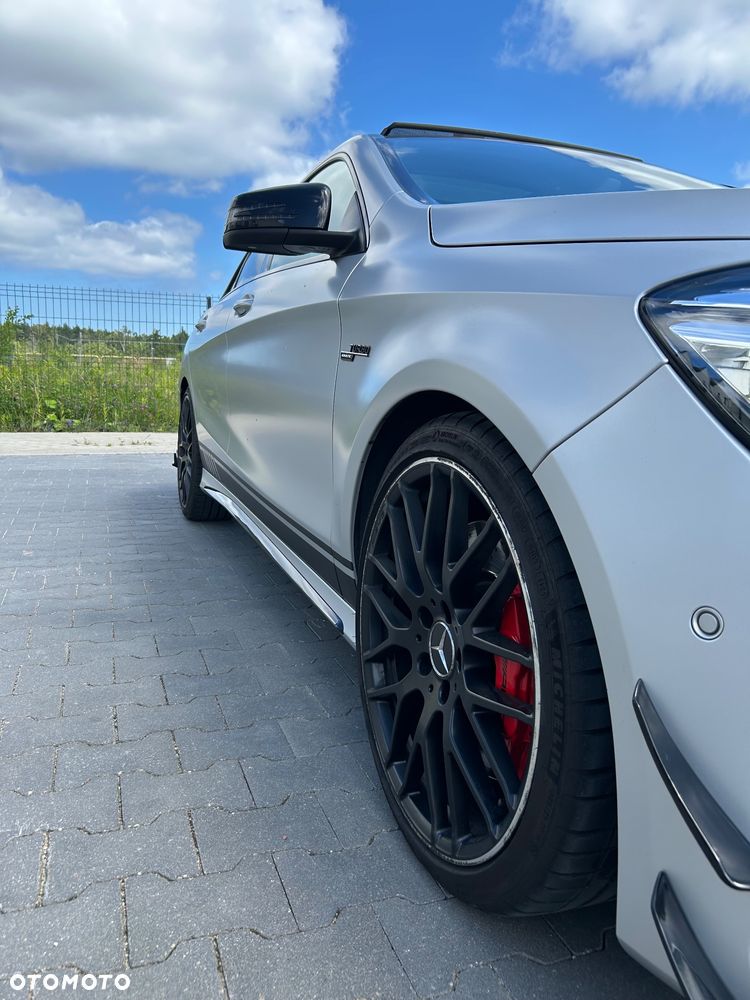 Mercedes-Benz CLA - 4