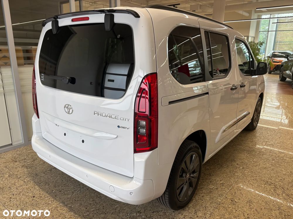 Toyota Proace City Verso - 4