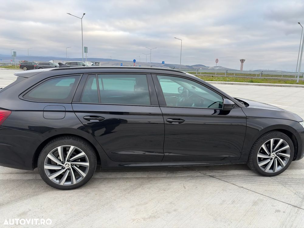 Skoda Octavia 2.0 TDI STYLE DSG - 6