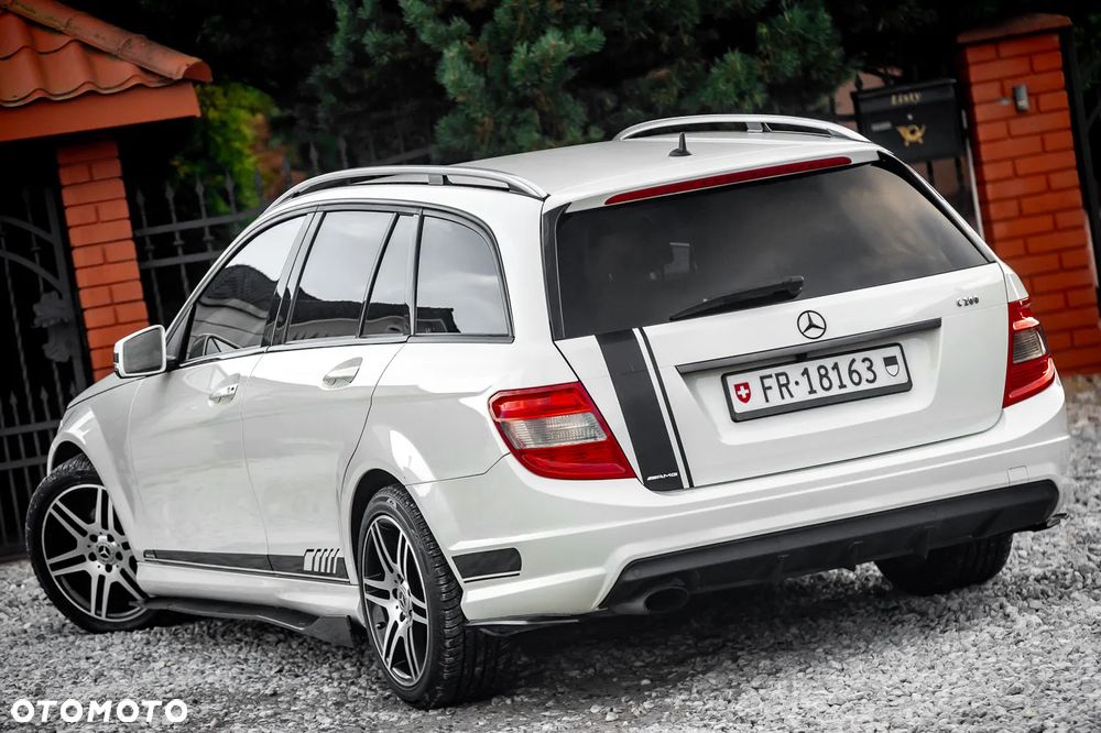 Mercedes-Benz Klasa C 200 T (BlueEFFICIENCY) 7G-TRONIC Elegance - 9