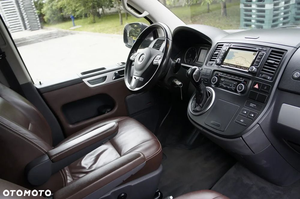Volkswagen Multivan 2.0 TSI L1 Highline 4Motion DSG - 18