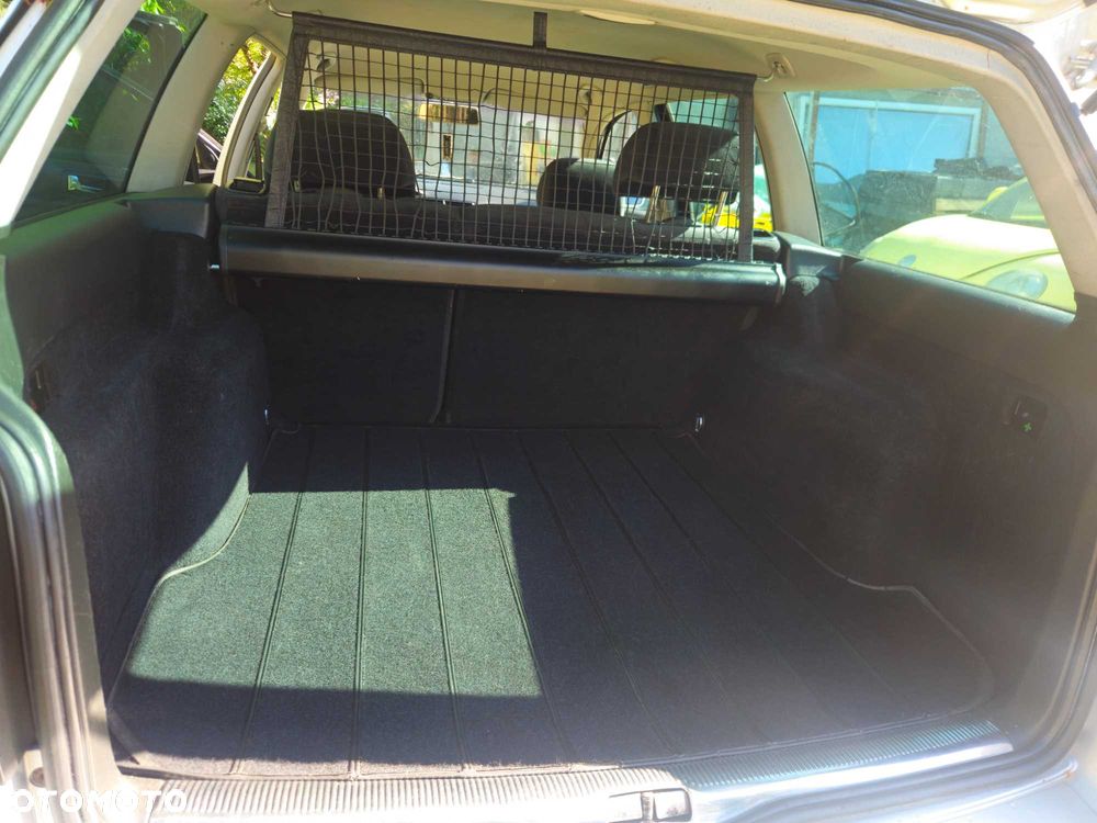 Volkswagen Passat - 6