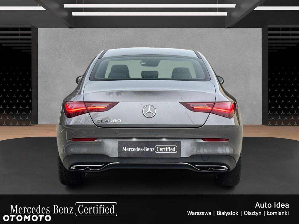 Mercedes-Benz CLA 180 Progressive 7G-DCT - 8
