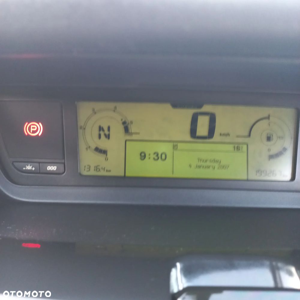 Citroën C4 Grand Picasso - 18