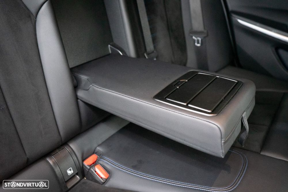 BMW 320 d Touring Pack M Shadow Auto - 33