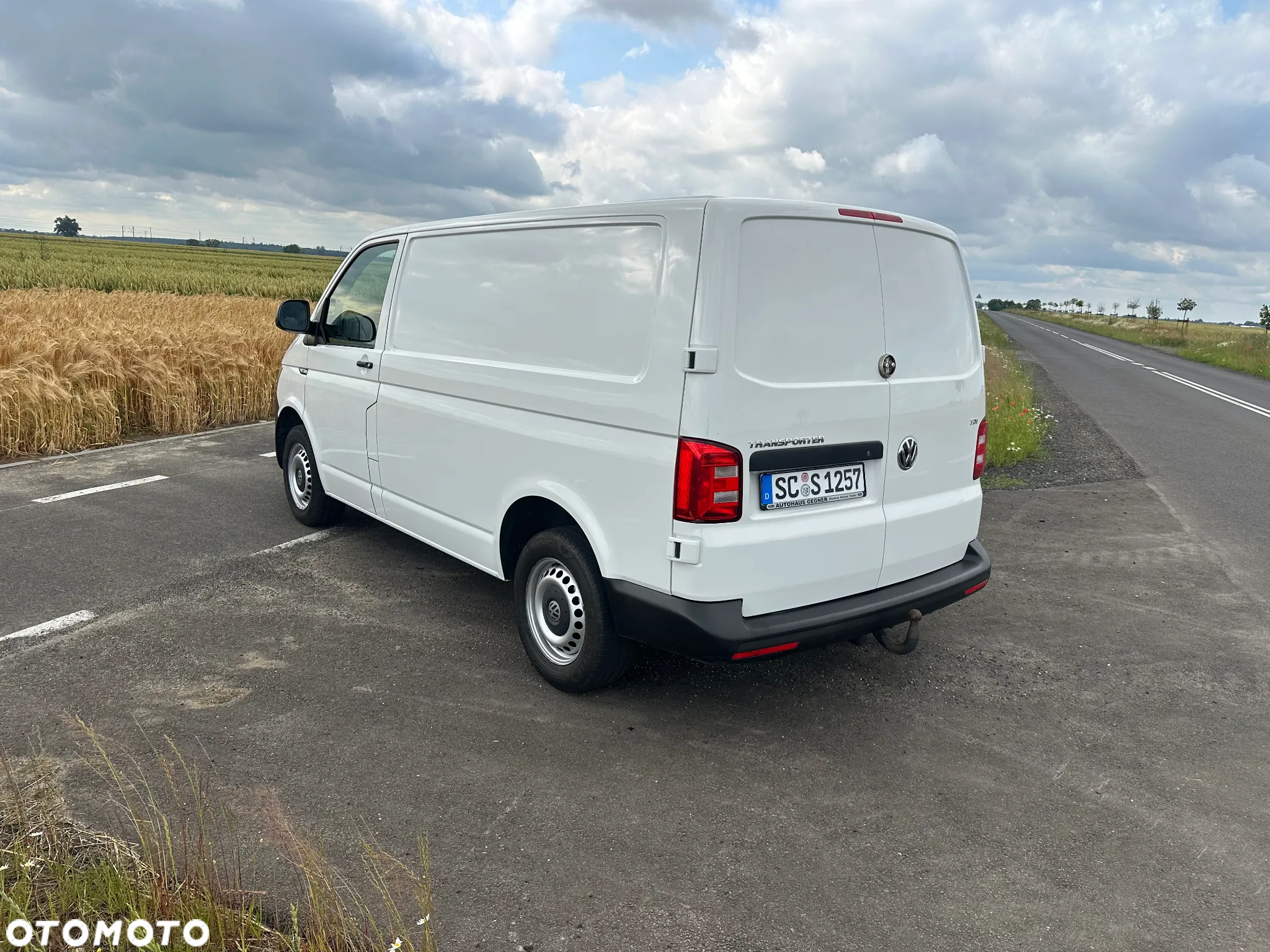 Volkswagen Transporter - 7