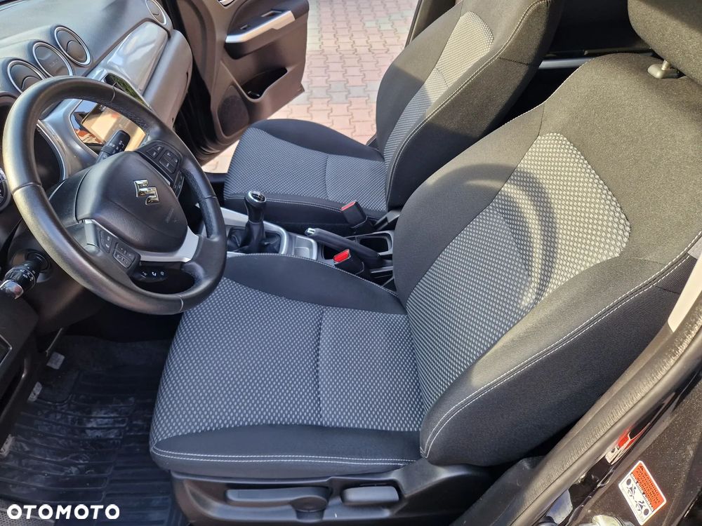 Suzuki Vitara 1.6 Premium 2WD - 18