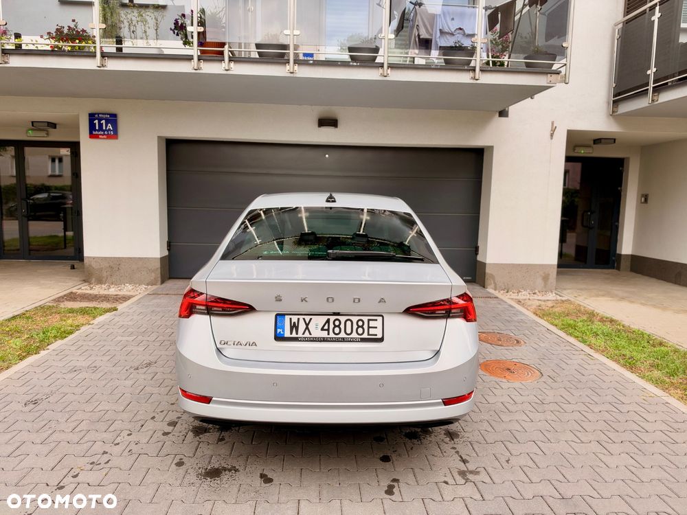 Skoda Octavia 2.0 TDI Ambition DSG - 5