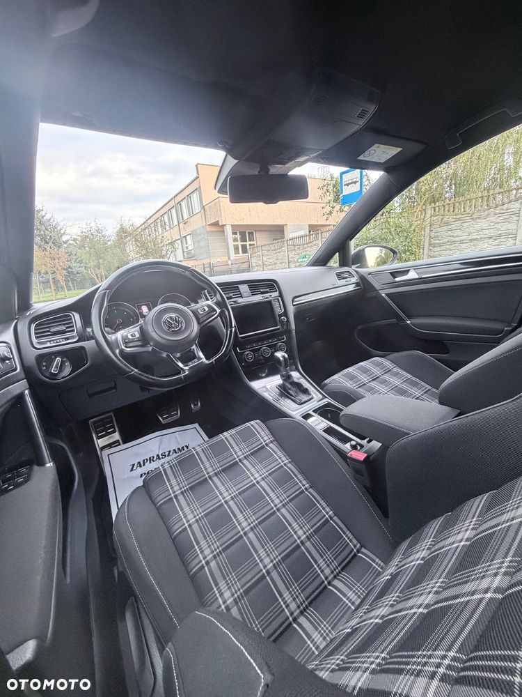 Volkswagen Golf 2.0 TDI BMT GTD DSG - 17