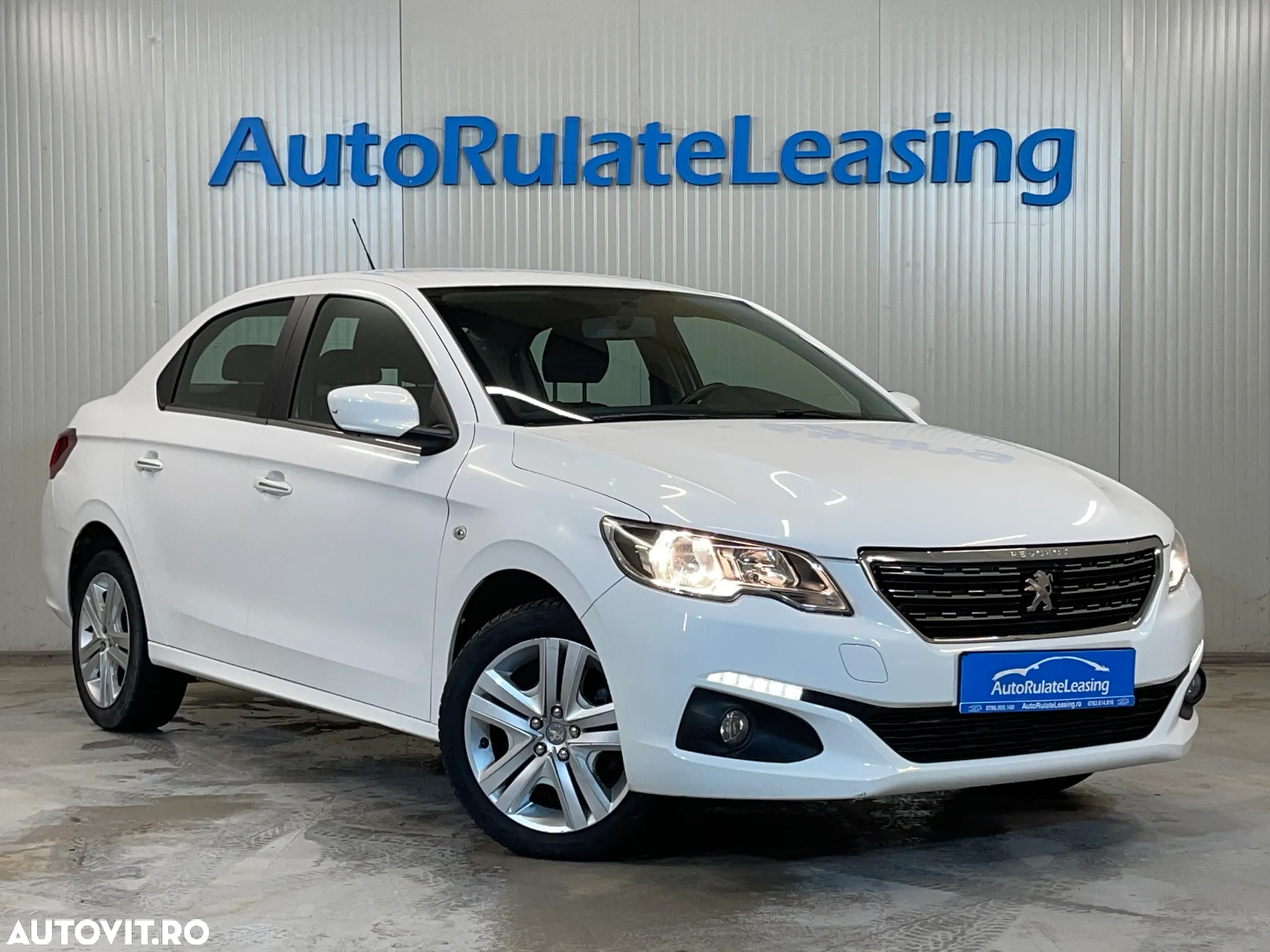 Peugeot 301 1.5 BlueHDI FAP Allure - 2