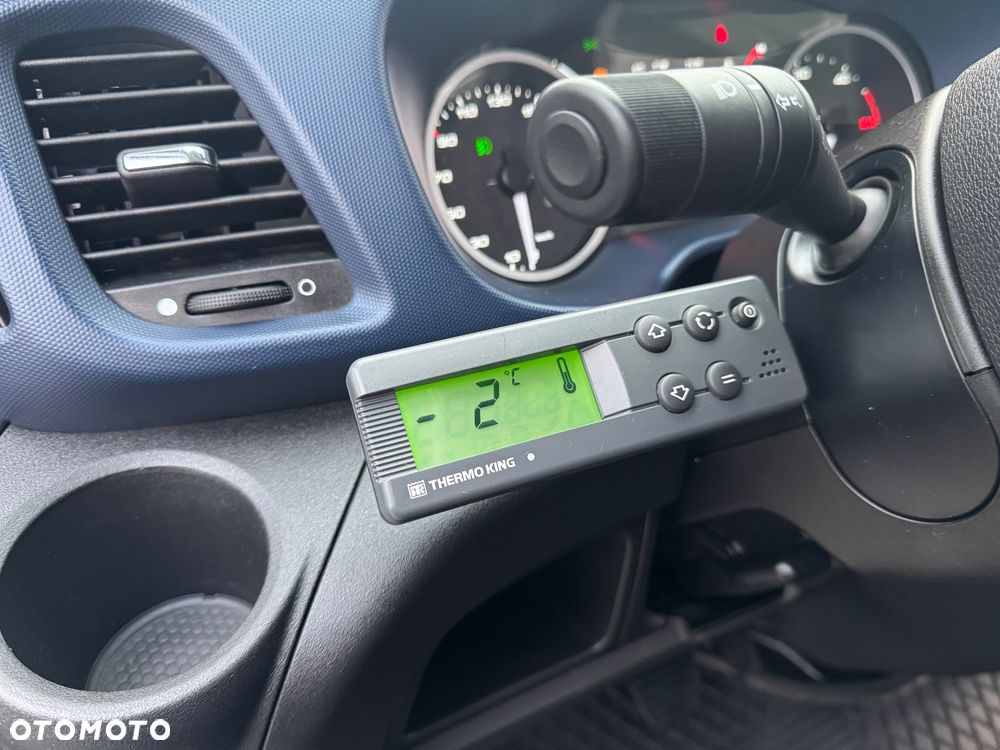 Iveco Daily‼️72C18‼️3.0 HI-MATIC Chłodnia/Mroźnia zakres -32C/+22C THERMO KING V-500 MAX Źródło Zasilania 400V Grube Ściany/Podłoga Przegroda komorowa‼️ Full LED na bliźniaku Salon Polska Poduszki Pneumatyczne DMC7200kg - 31