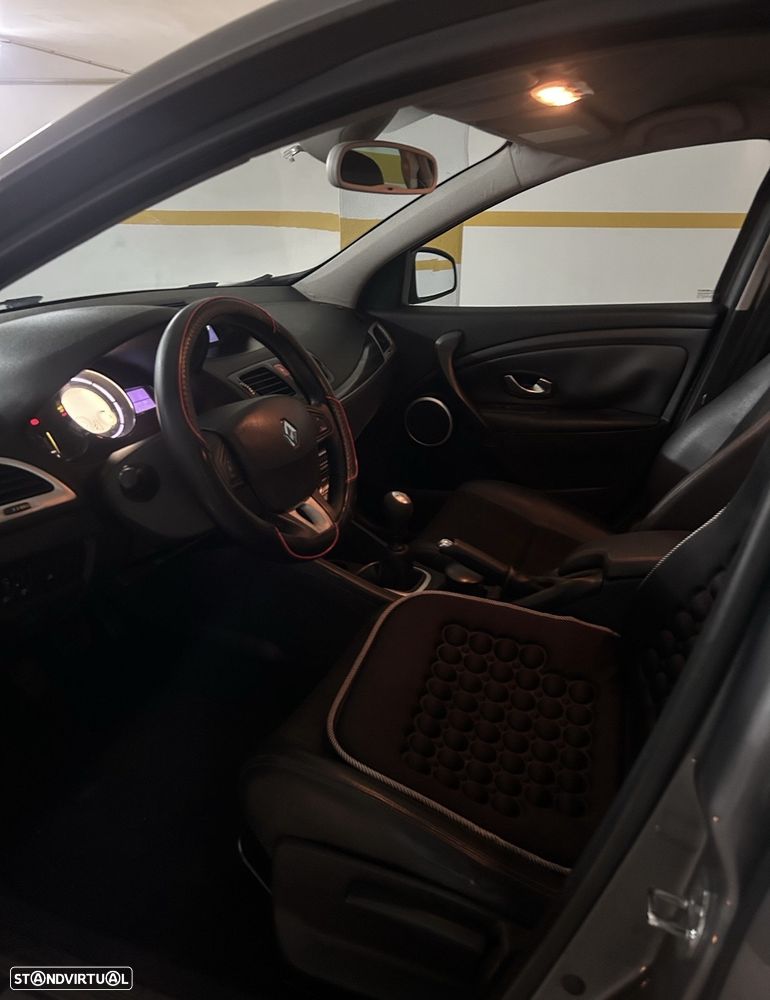 Renault Mégane Sport Tourer 1.5 dCi Dynamique S - 9