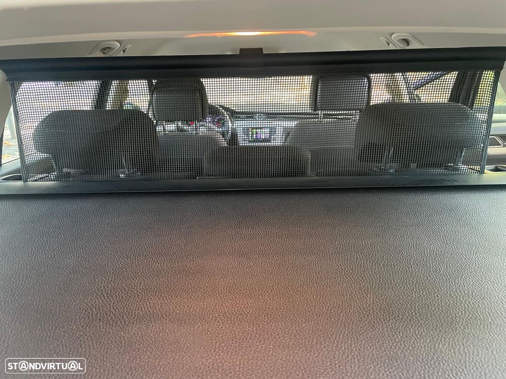 VW Passat 2.0 TDI Confortline DSG - 15