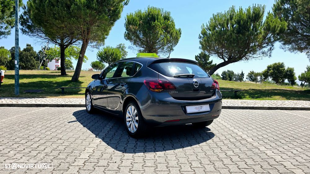 Opel Astra 1.7 CDTI Cosmo - 6