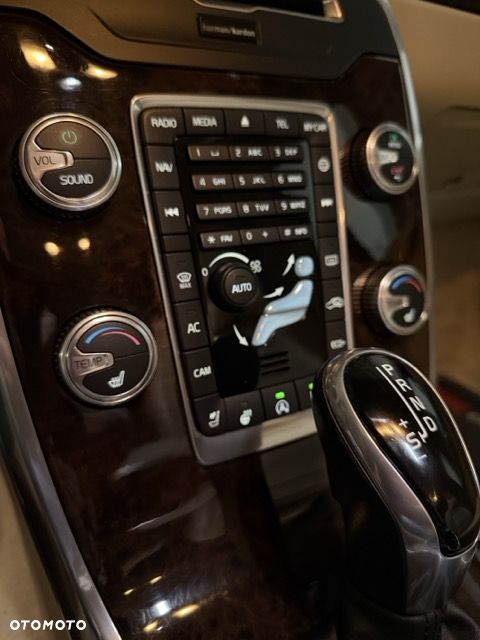 Volvo S80 T5 Geartronic Summum - 12