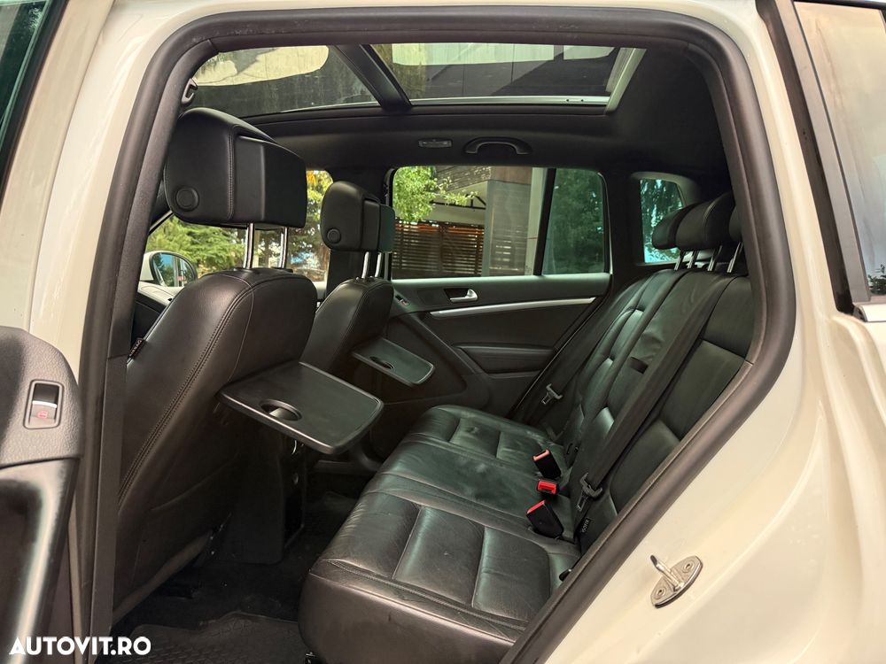 Volkswagen Tiguan 2.0 TDI 4Motion DSG BMT Track & Style - 11