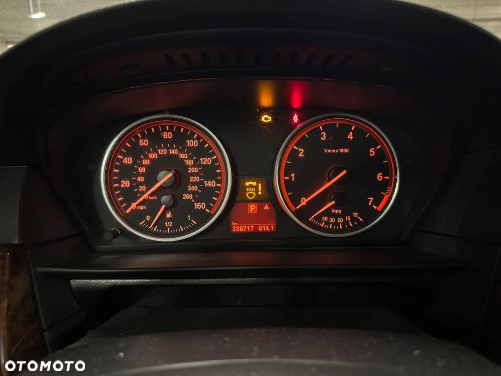 BMW Seria 5 - 29