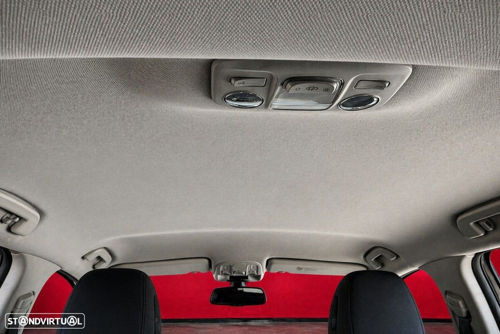 Citroën C4 1.6 HDi Attraction - 14