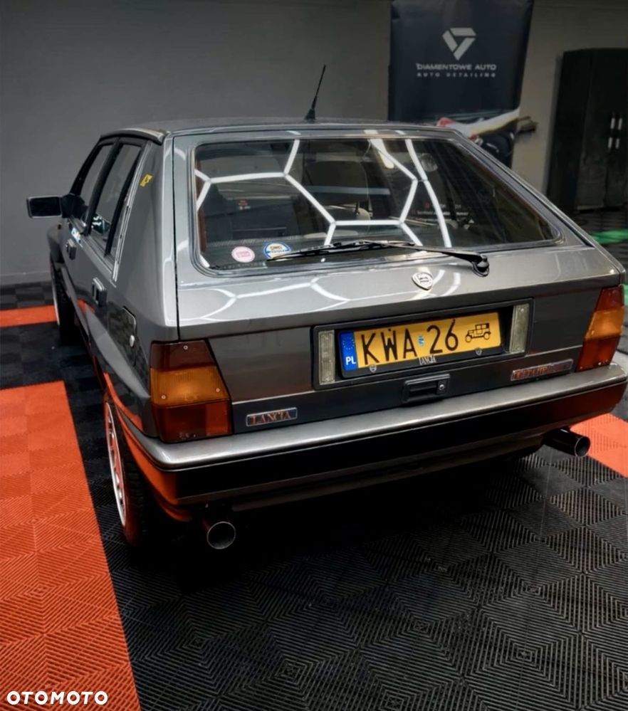 Lancia Delta - 4