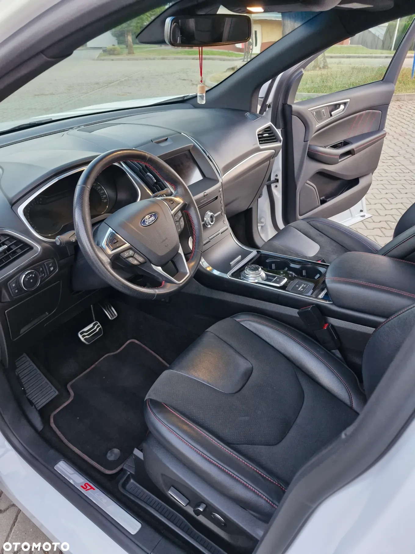 Ford Edge - 6